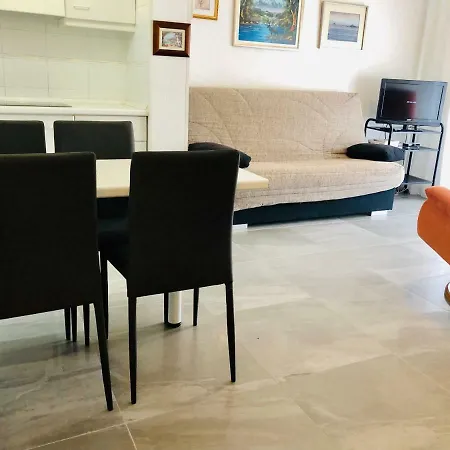 Apartment Roc Mar 6 1b - Cerca Del Centro Y De La Playa - Terraza Con Pequenas Vistas Al Puerto *