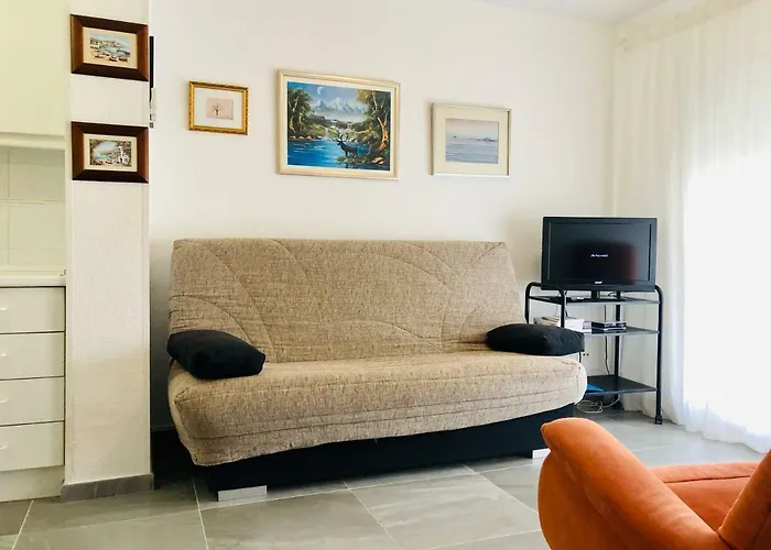 Appartamento Roc Mar 6 1b - Cerca Del Centro Y De La Playa - Terraza Con Pequenas Vistas Al Puerto